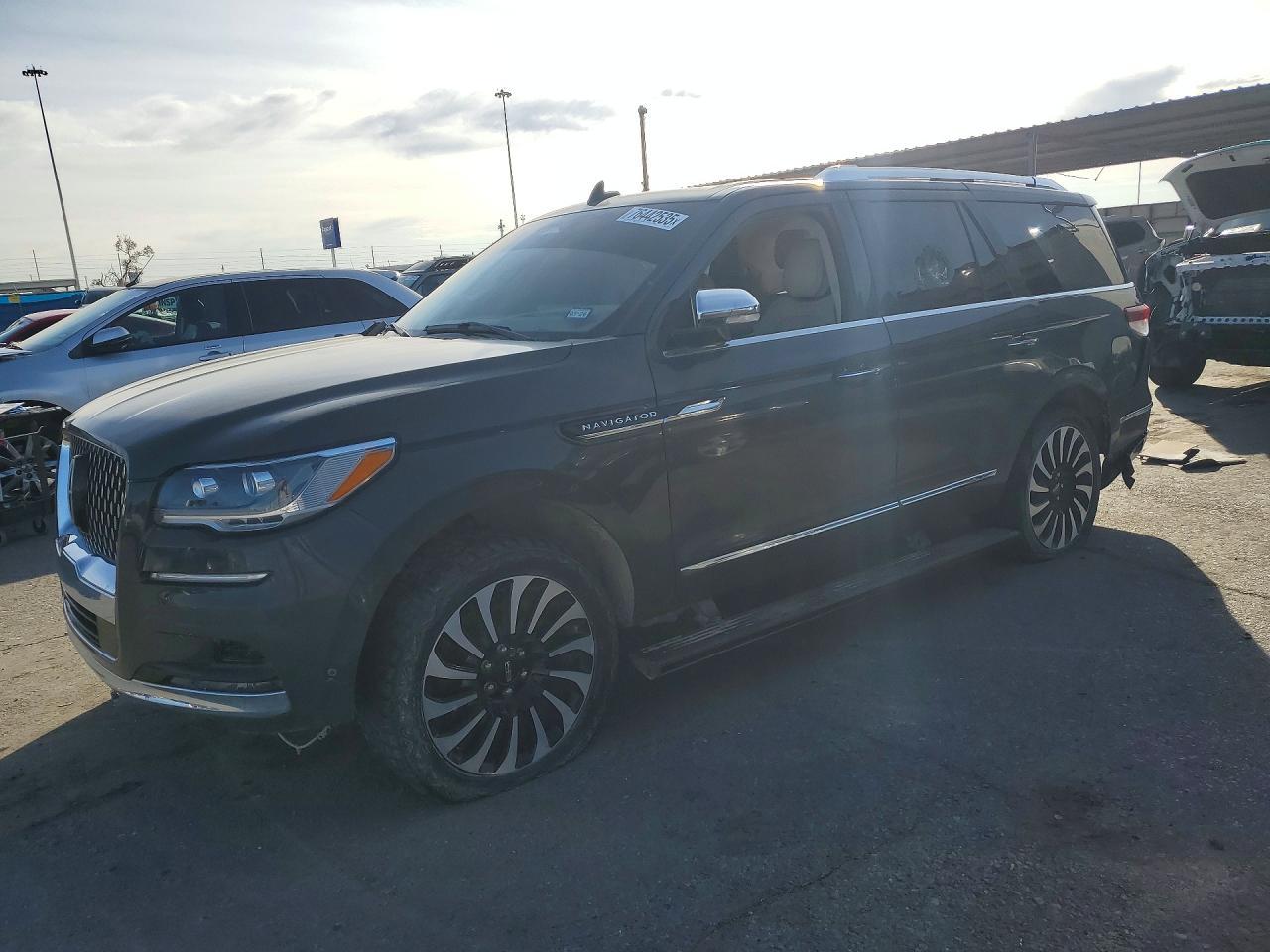 2023 Lincoln Navigator Black Label