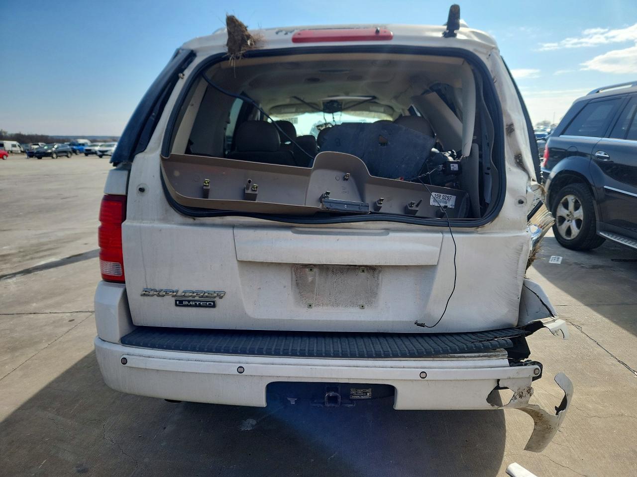2004 Ford Explorer Limited
