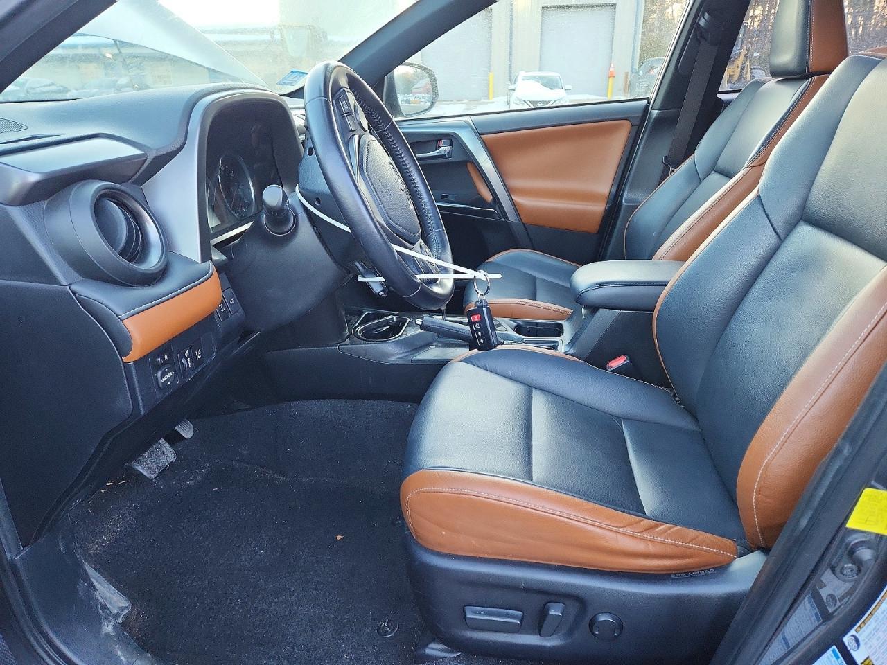 2017 Toyota Rav4 se