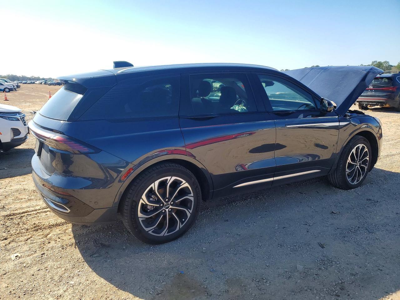 2024 Lincoln Nautilus Reserve