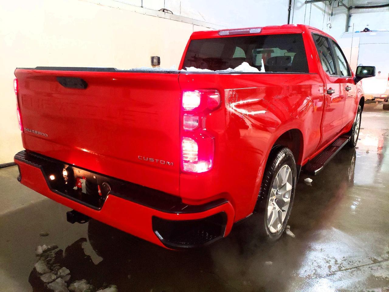 2022 Chevrolet Silverado K1500 Custom