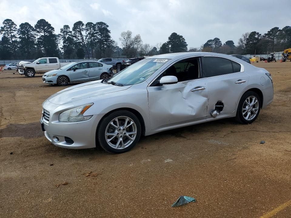 2014 Nissan Maxima s