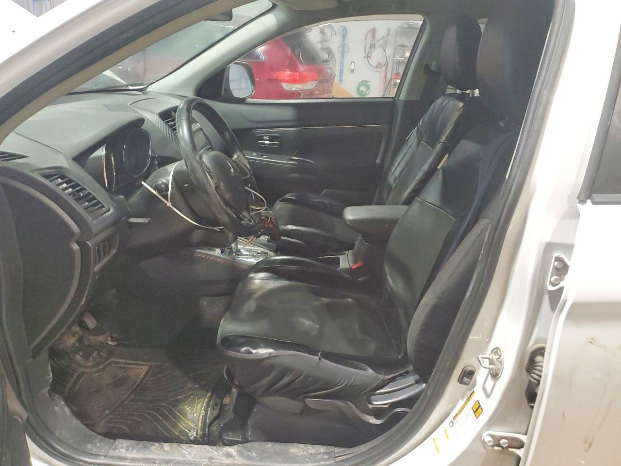 2018 Mitsubishi Rvr se