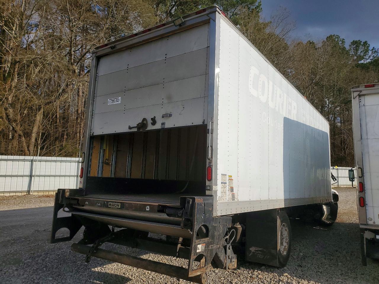 2017 International 4300 BOX Truck