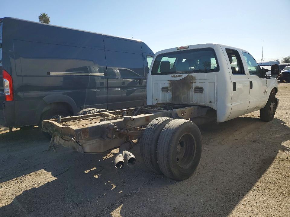 2013 Ford F350 Super Duty Truck cab and Chassis