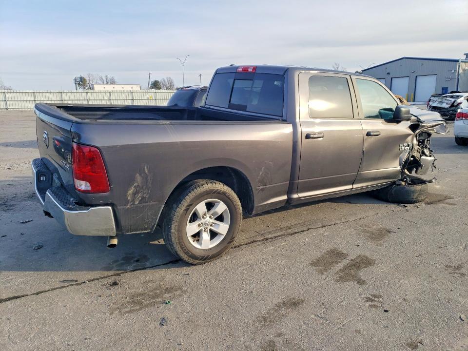 2020 Dodge Ram 1500 Classic slt