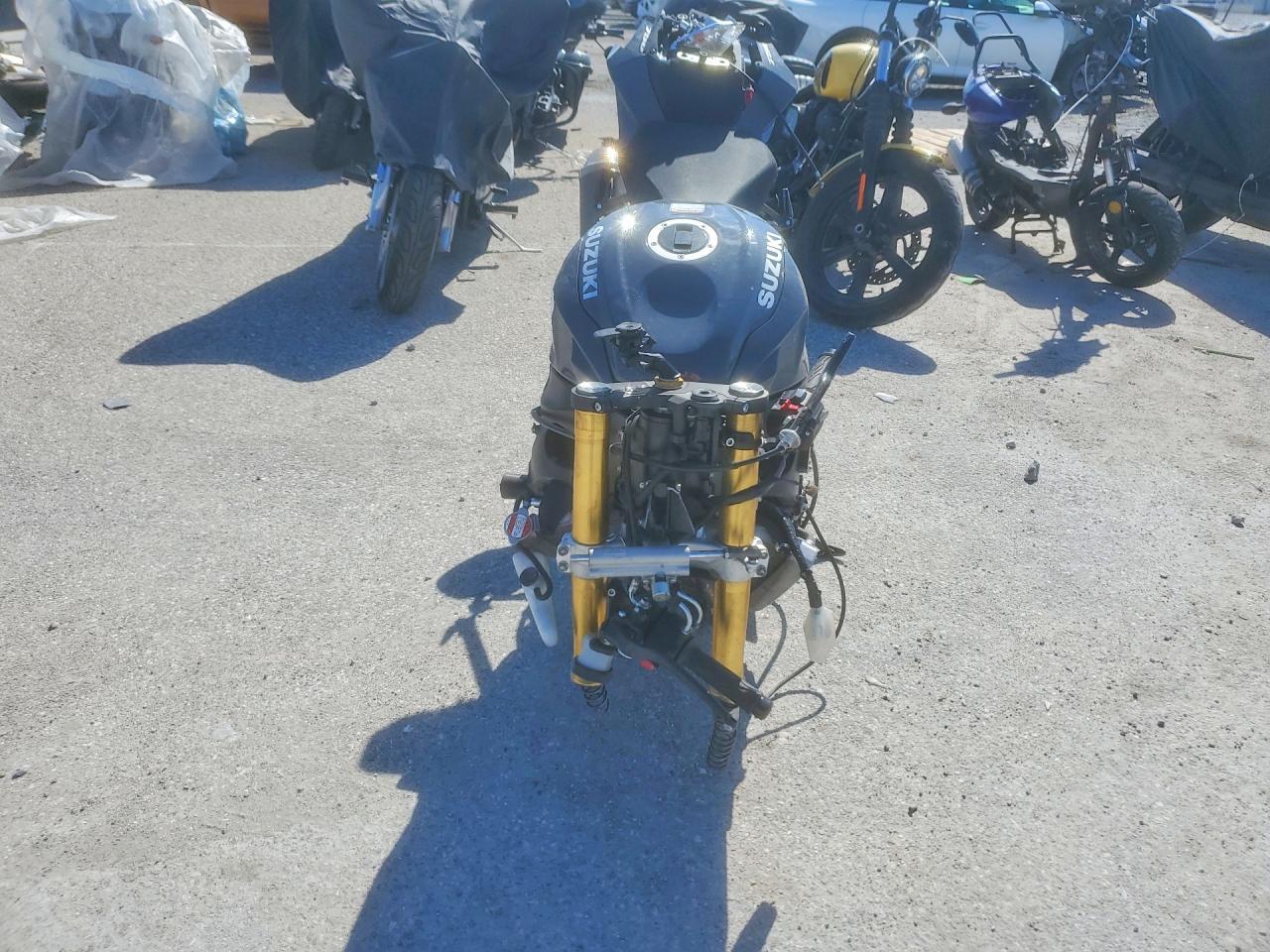 2025 Suzuki GSX-R750