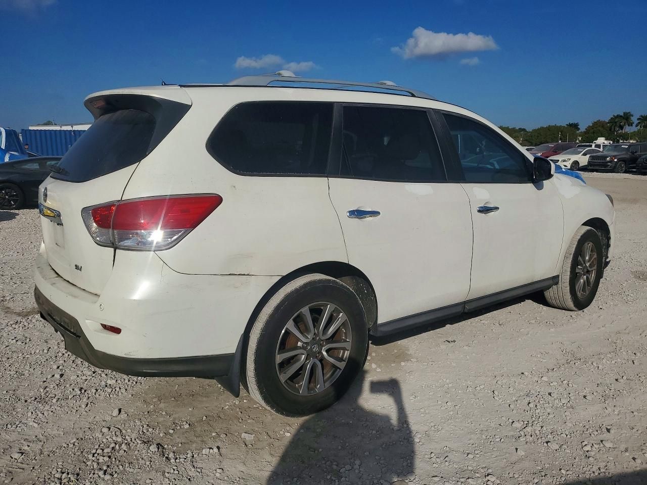 2013 Nissan Pathfinder s