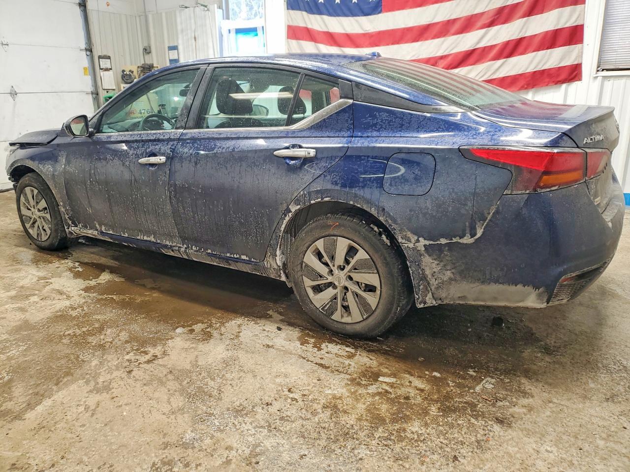2020 Niss Altima s