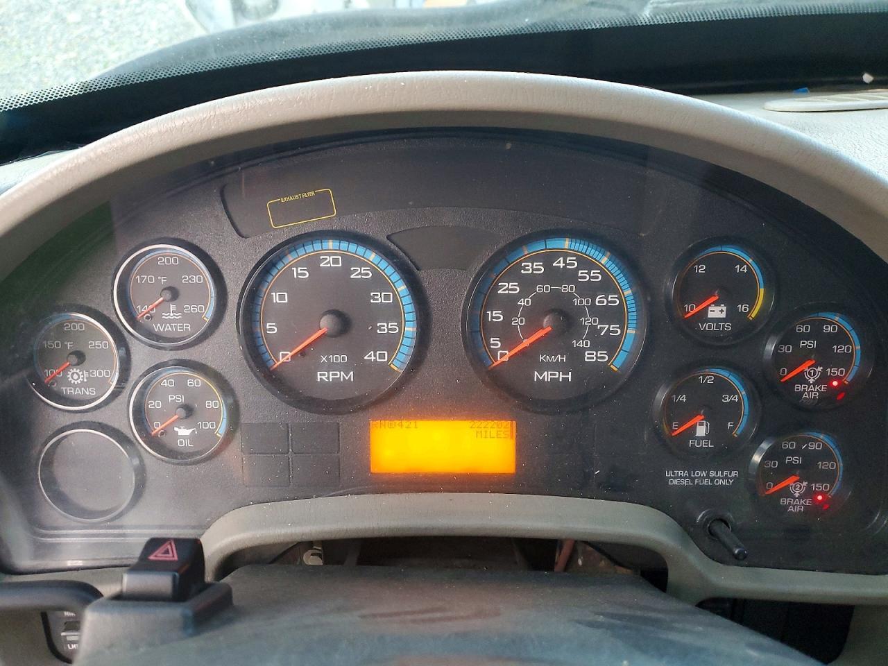2013 International 4300 Flatbed Truck
