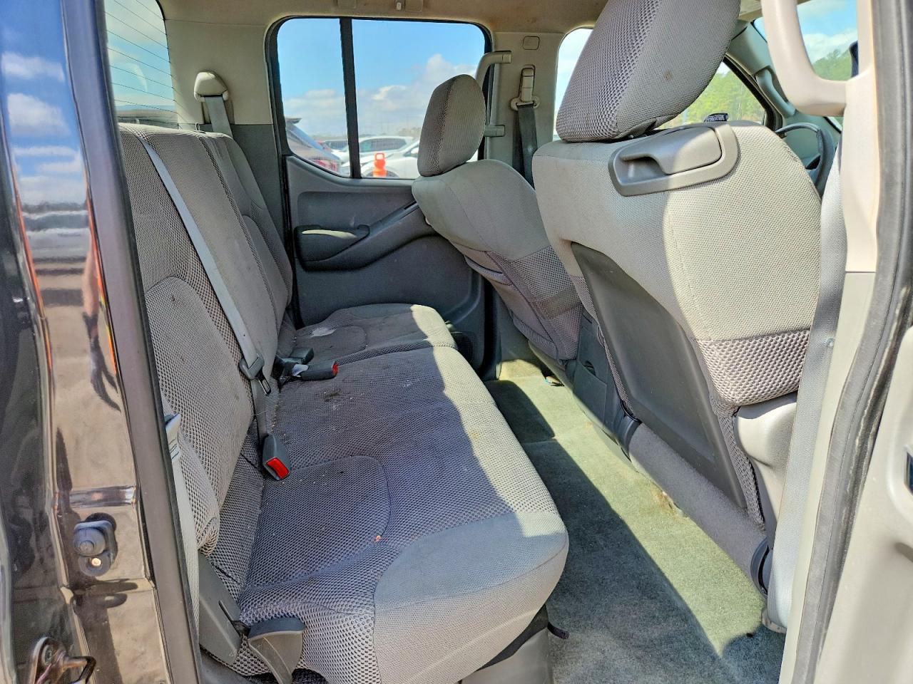 2013 Nissan Frontier S