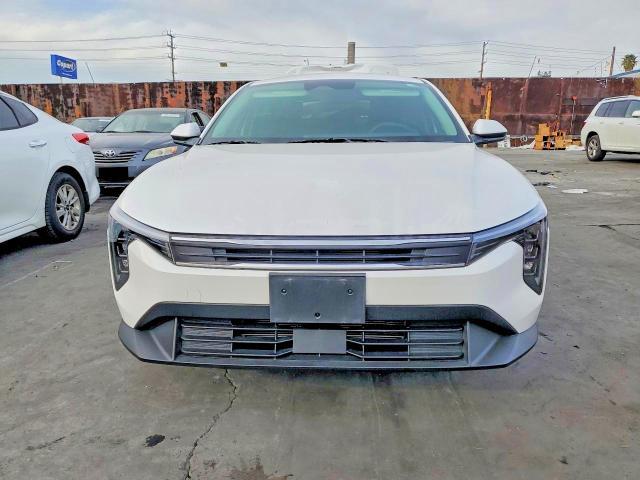 2025 KIA K4 lx