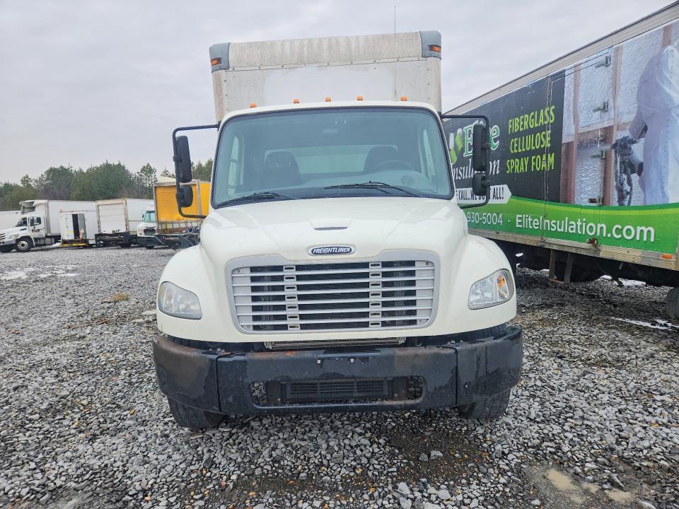 2015 Freightliner Business Class M2 box Truck