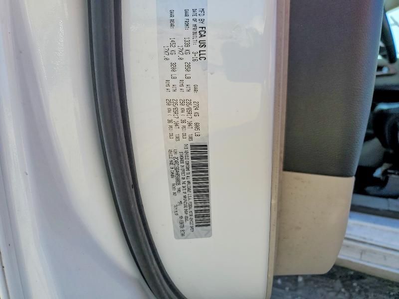 2017 Chrysler Pacifica Touring l