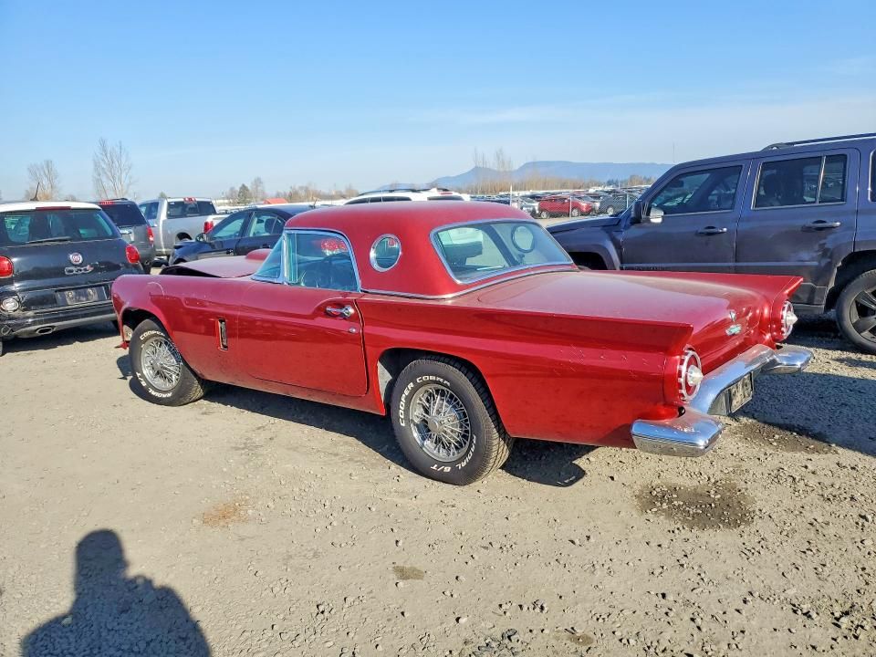 1957 Ford Thunderbird