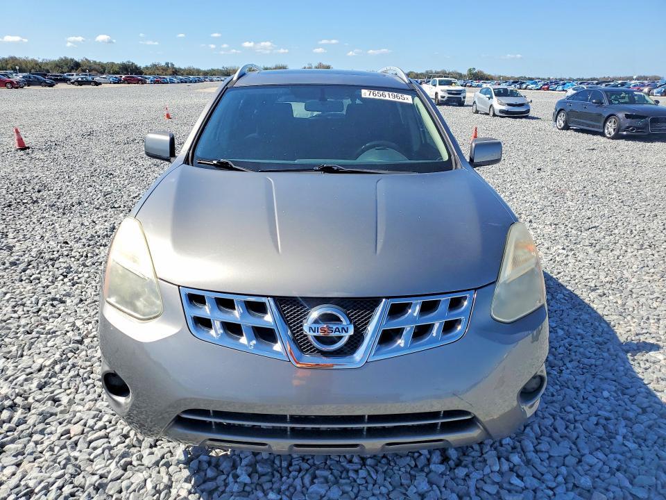 2011 Nissan Rogue s