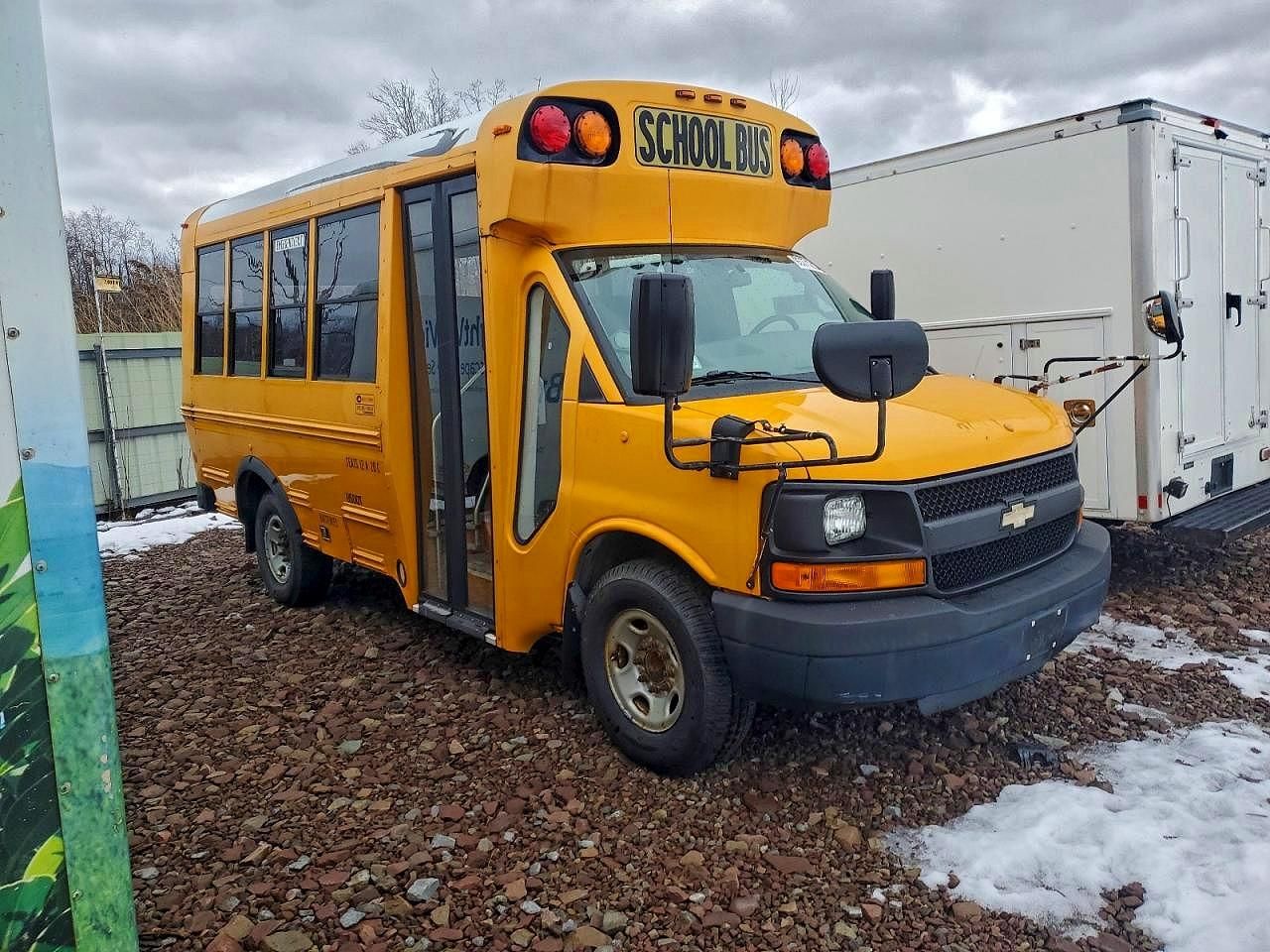 2016 Chevrolet Express G3-Bus