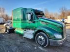 2019 Peterbilt 579 Semi Truck