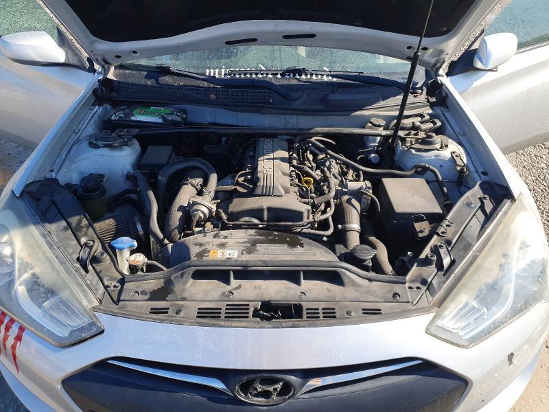 2013 Hyundai Genesis Coupe 2.0t Premium