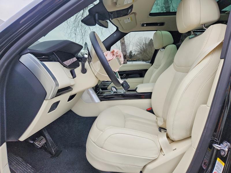 2025 Land Rover Range Rover se
