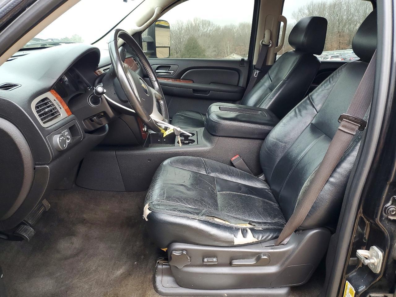 2013 Chevrolet Tahoe C1500 ls
