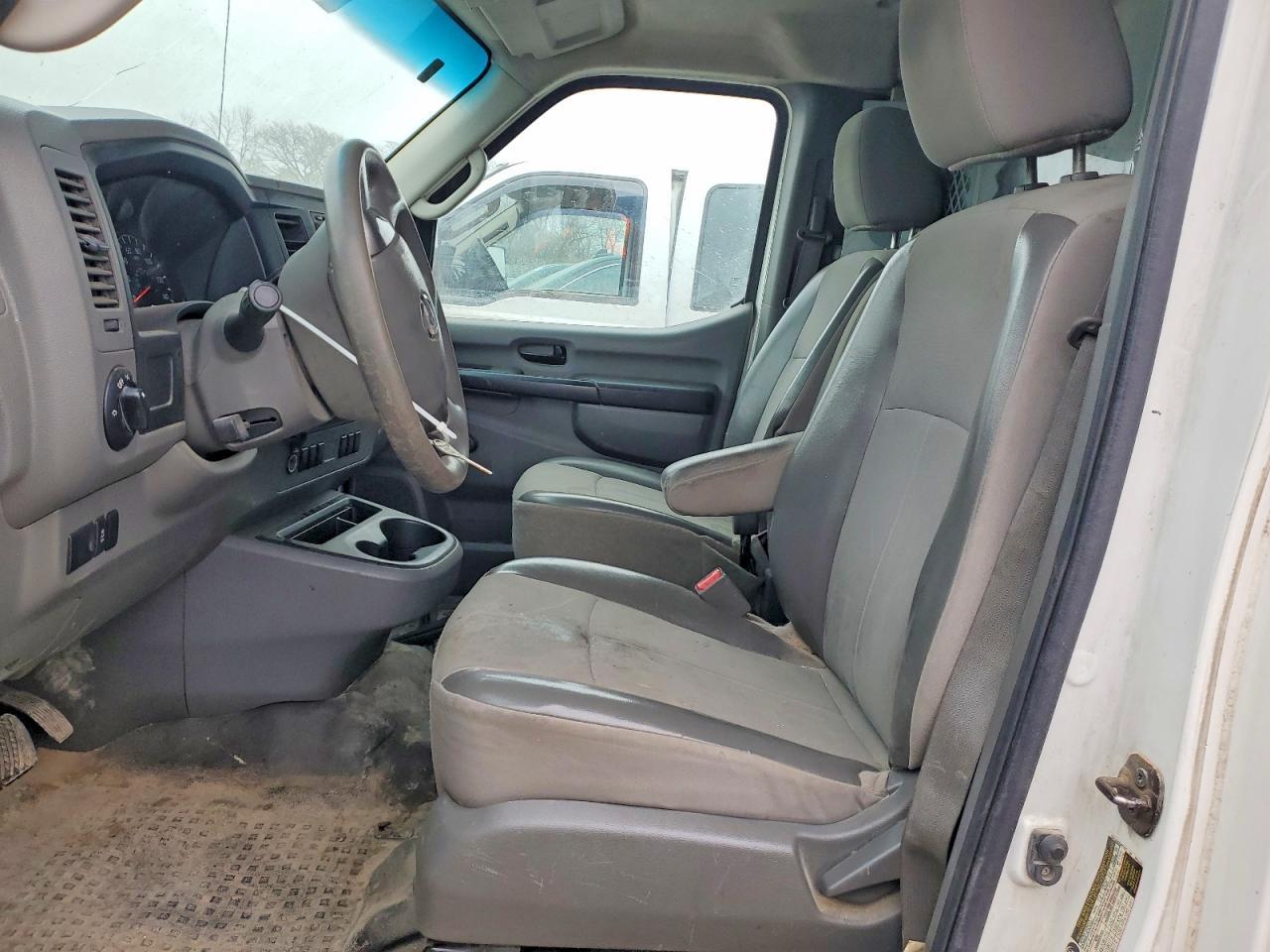 2012 Niss AN NV 1500 Utility / Service Van