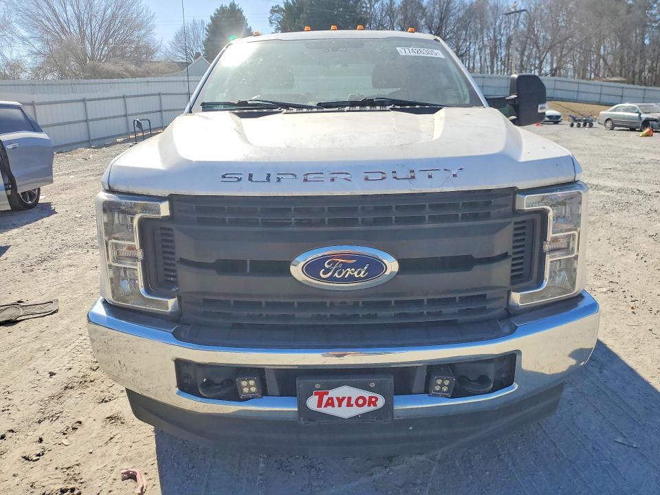 2019 Ford F250 Super