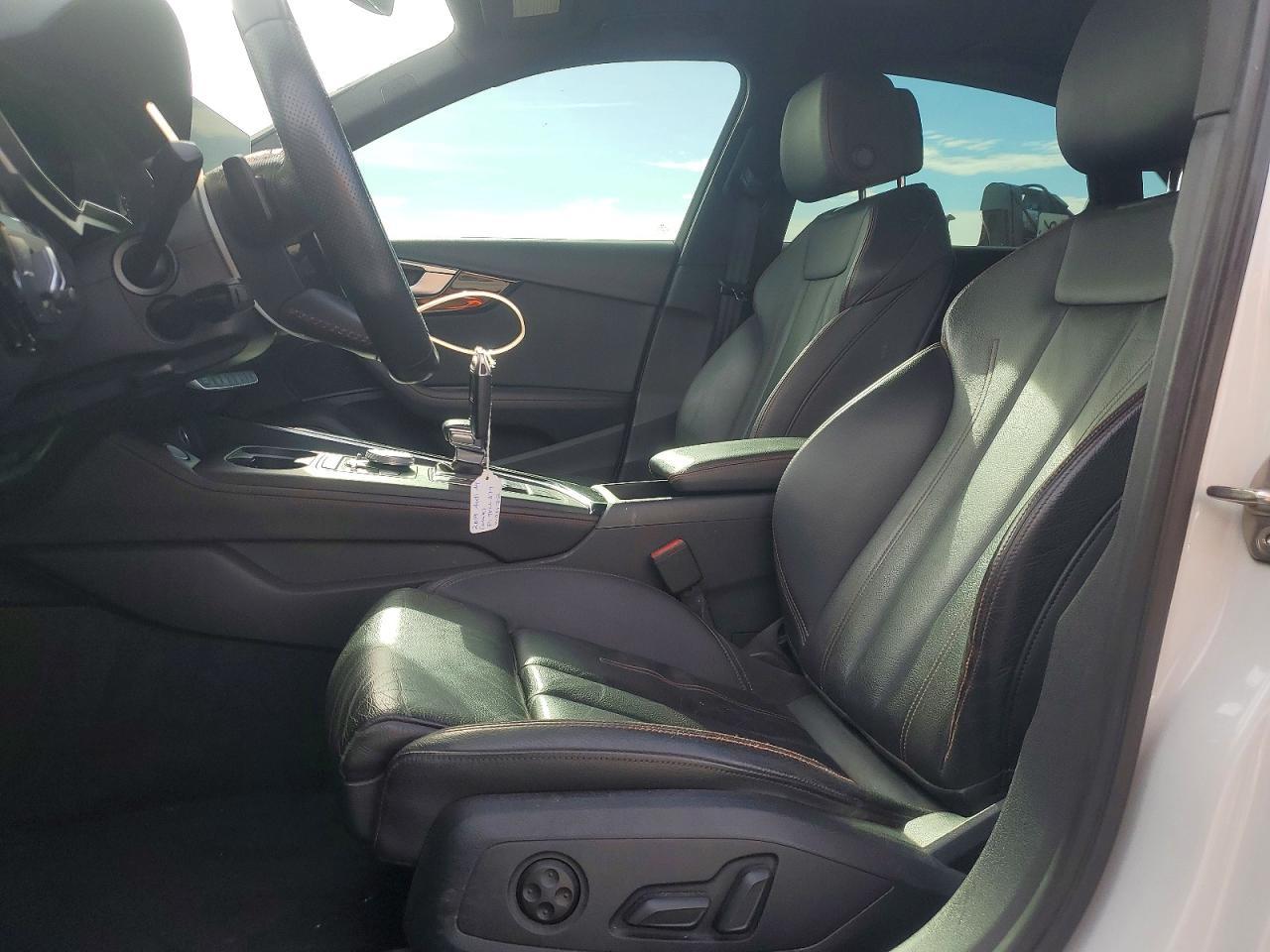 2019 Audi A4 Premium Plus