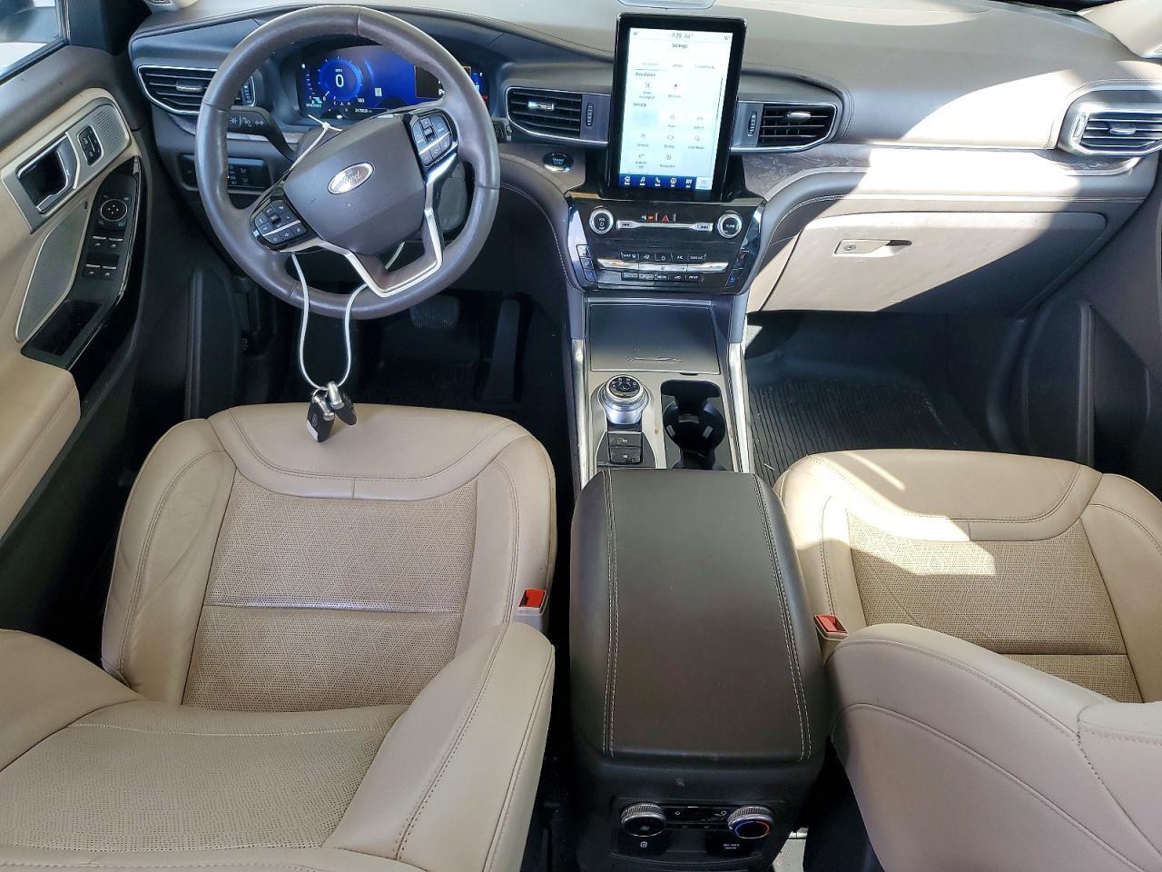 2023 Ford Explorer Platinum