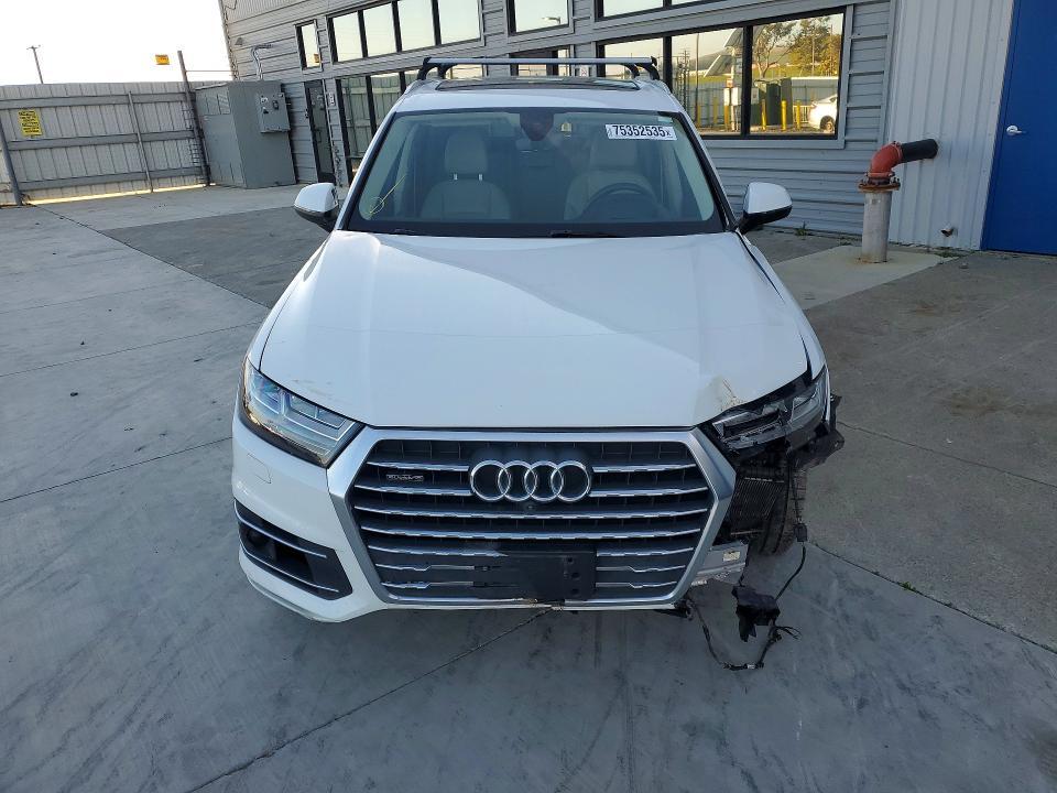 2018 Audi Q7 Prestige