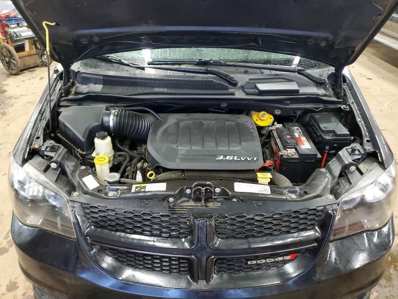 2016 Dodge Grand Caravan R/T