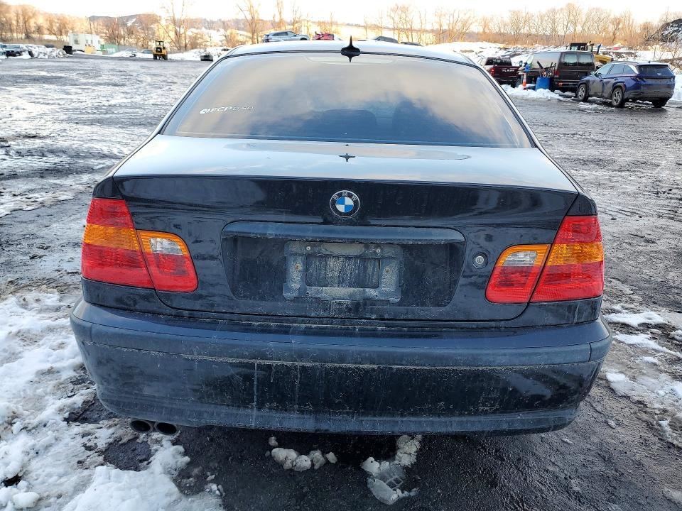 2005 BMW 325 xi