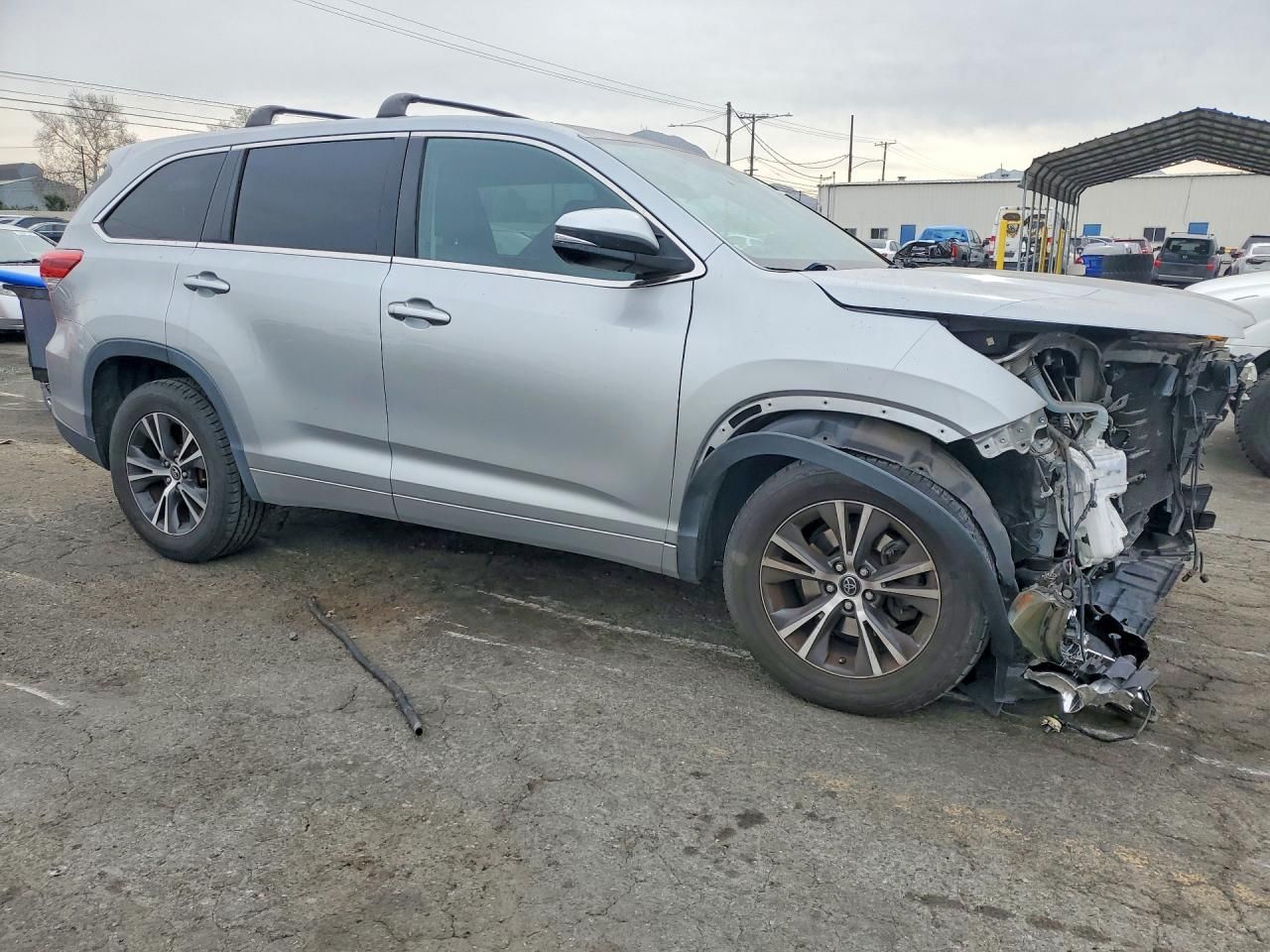 2017 Toyota Highlander le