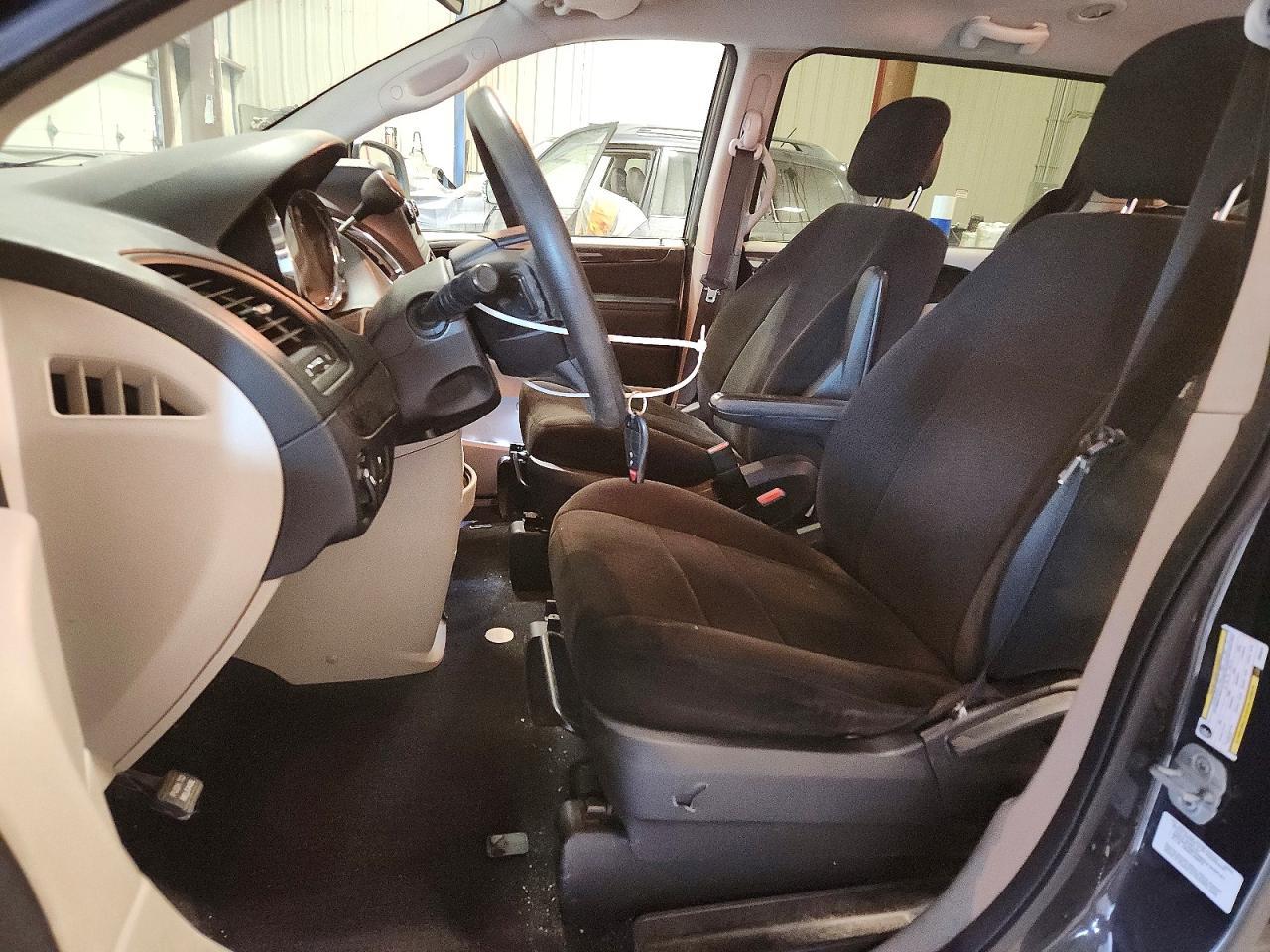 2012 Dodge Grand Caravan se