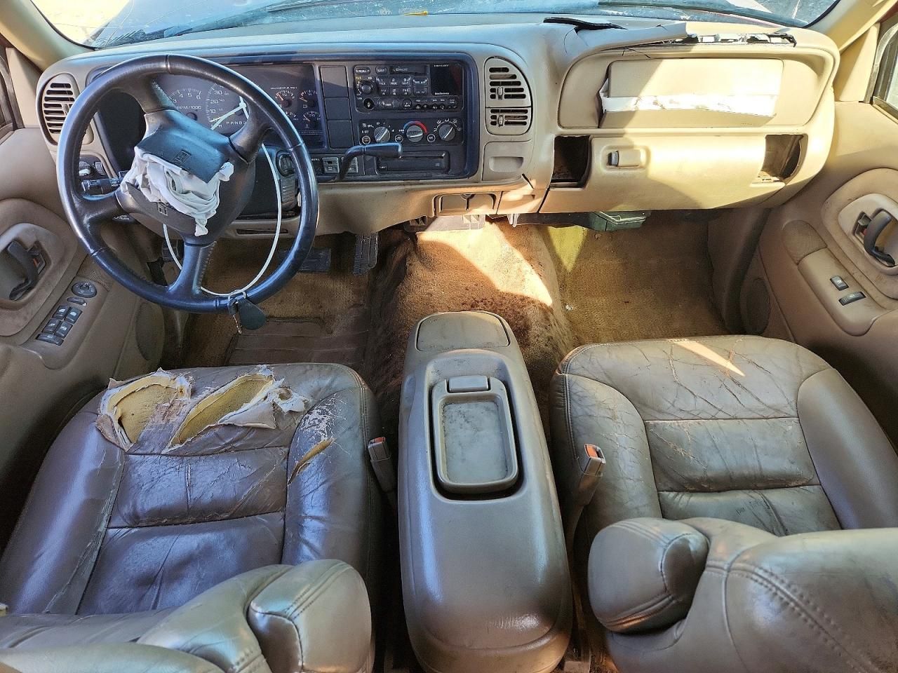 1999 GMC Suburban K2500