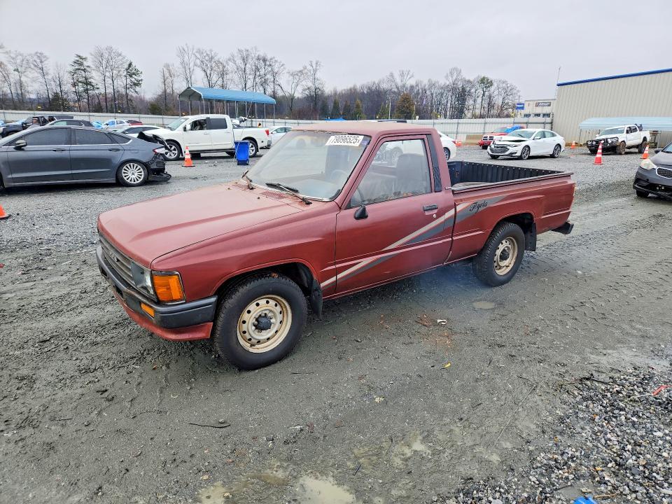 1988 Toyota Pickup Base