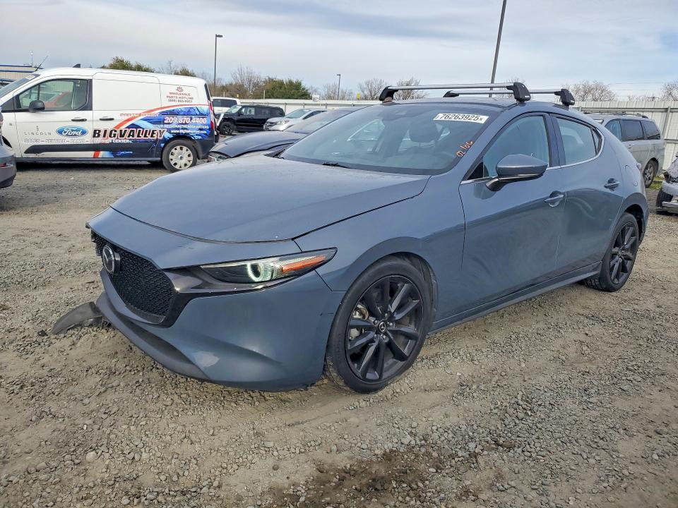2019 Mazda 3 Premium