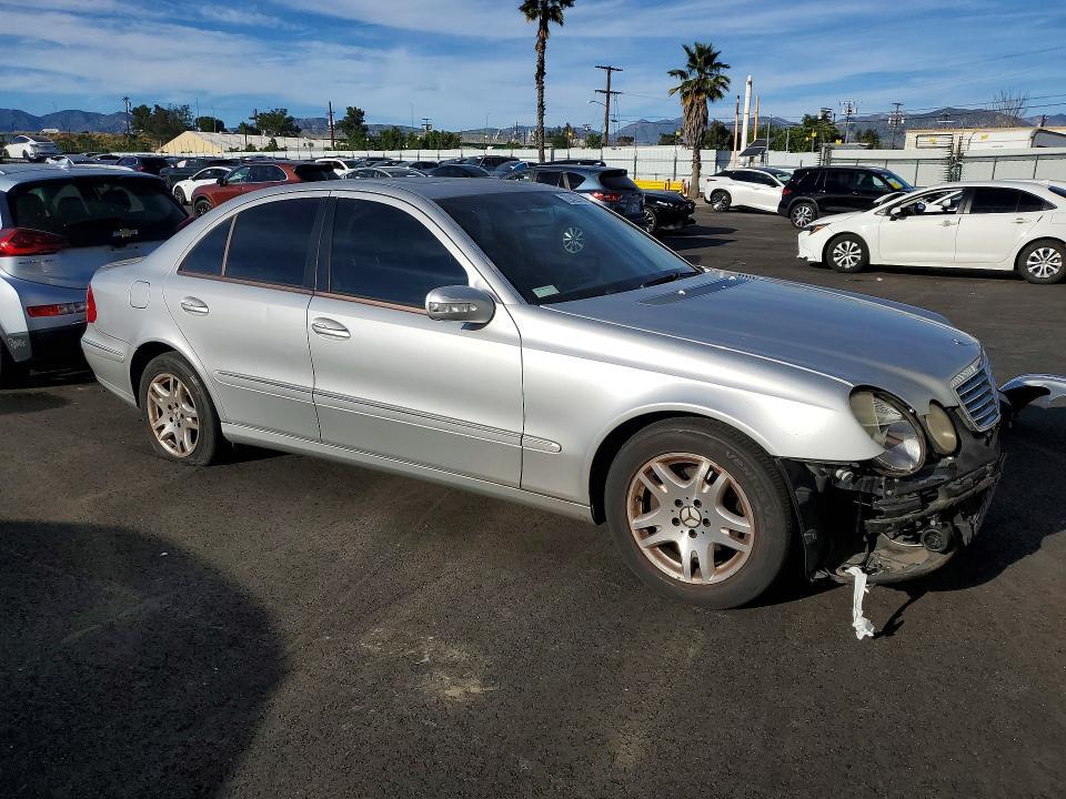 2003 Mercedes-Benz E 320