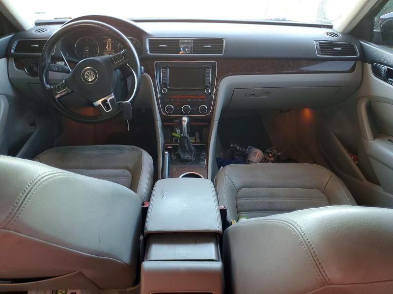 2013 Volkswagen Passat sel