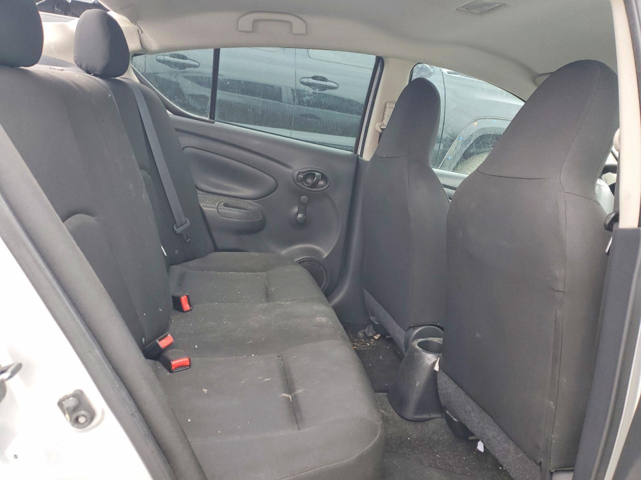 2017 Nissan Versa s