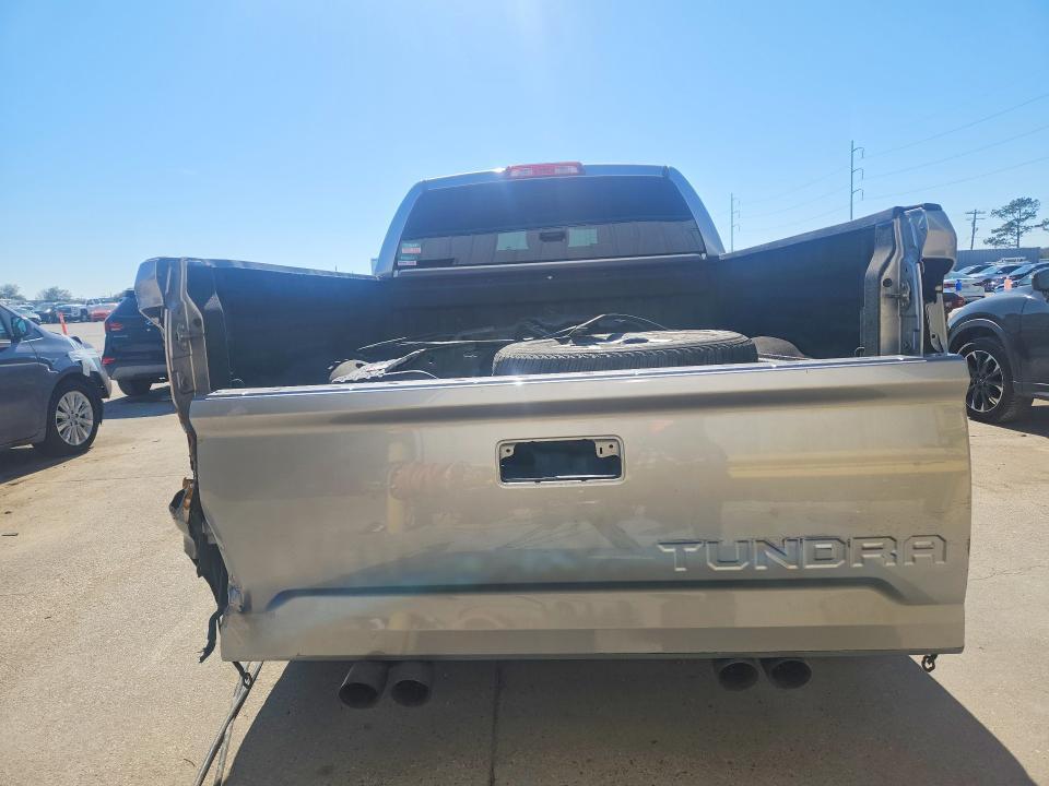 2014 Toyota Tundra SR