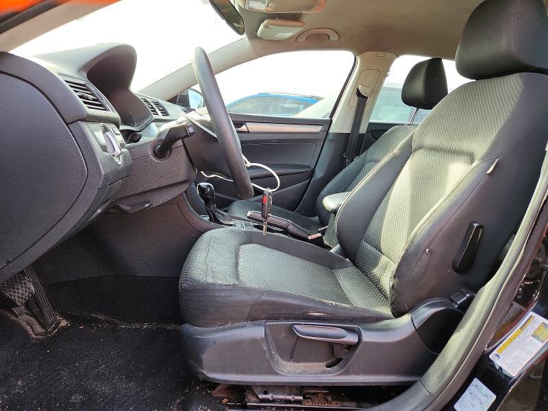 2013 Volkswagen Passat s