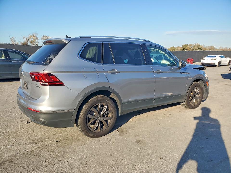 2022 Volkswagen Tiguan se