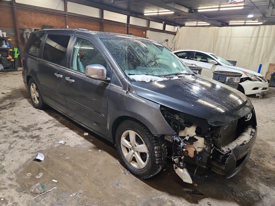 2012 Volkswagen Routan sel Premium