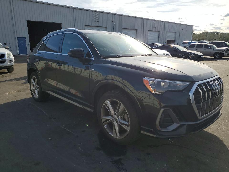 2020 Audi Q3 Premium s Line