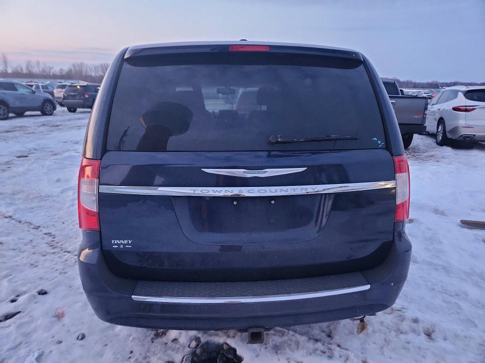 2015 Chrysler Town & Country Touring l