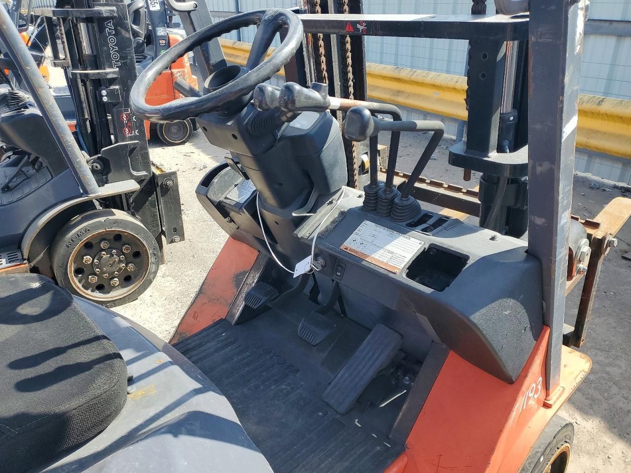2005 Toyota Forklift