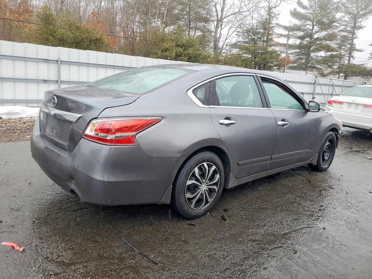 2015 Niss Altima 2.5