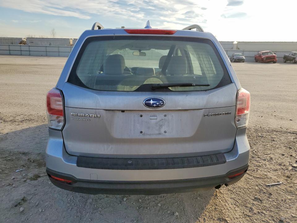 2018 Subaru Forester 2.5i