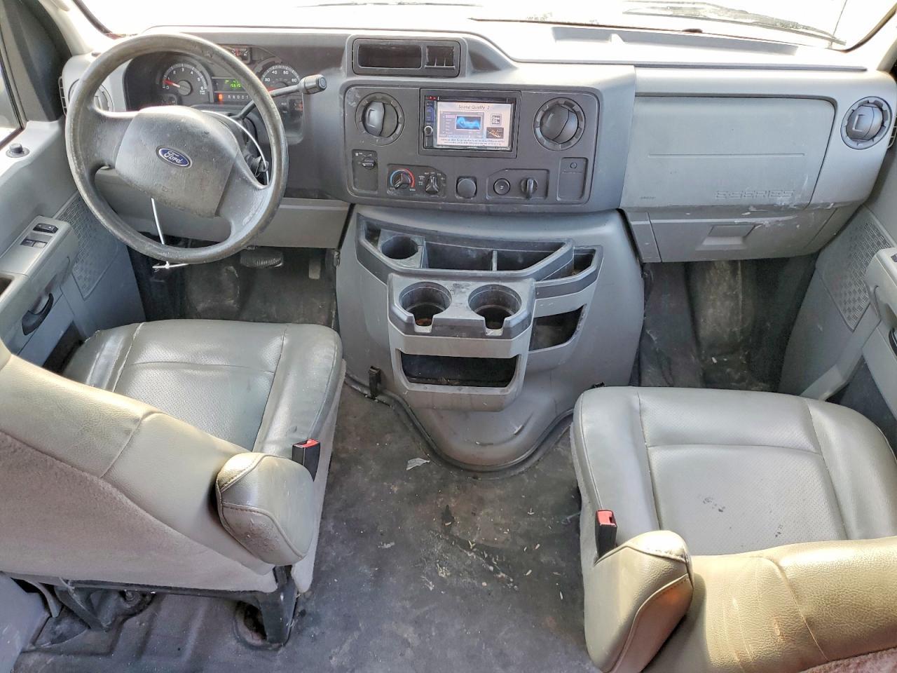 2011 Ford Econoline E350 Super Duty Van